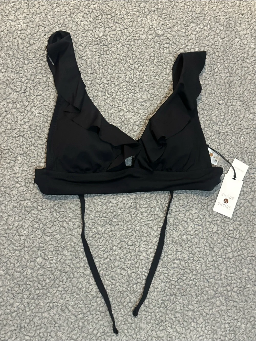 Shade & Shore Black Ruffle Bikini Top Size M‎ NWT